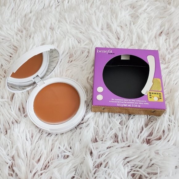 NEW Benefit Some Kind Of Gorgeous Foundation - Picture 9 of 10